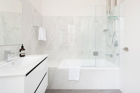 STUNNING SYDNEY HOME 9 - Getaway Accommodation 3