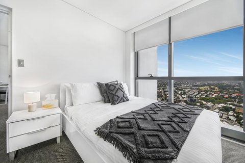 Stunning Views On The 41st Floor - Getaway Accommodation 1