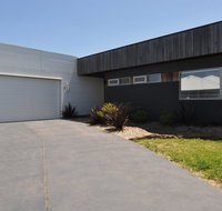 SUNNYSIDE - SURF SIDE - Getaway Accommodation