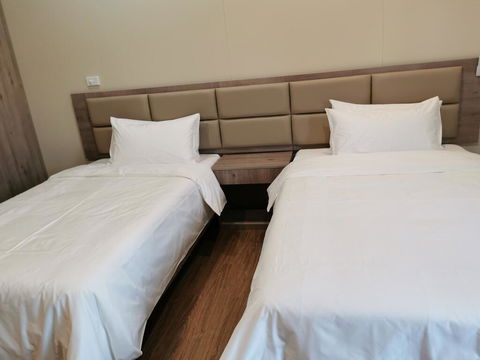 Sunshine Gardens Bourke Resort - Getaway Accommodation 0