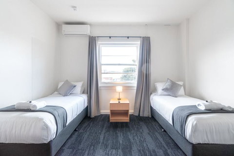 Sydney Junction Hotel - Getaway Accommodation 3
