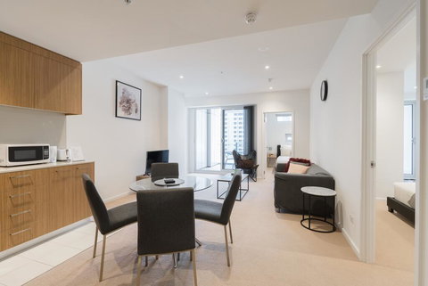 Tasha's Apartments On Morphett - Getaway Accommodation 2