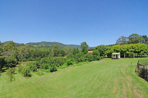 Tatiara - Spacious Family Friendly Home! - Getaway Accommodation 2