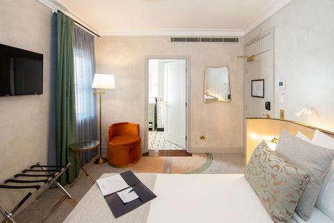 Tattersalls Hotel - Getaway Accommodation 1