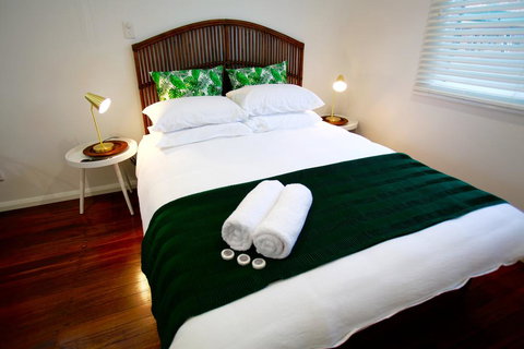 Tea Gardens Hotel - Getaway Accommodation 0