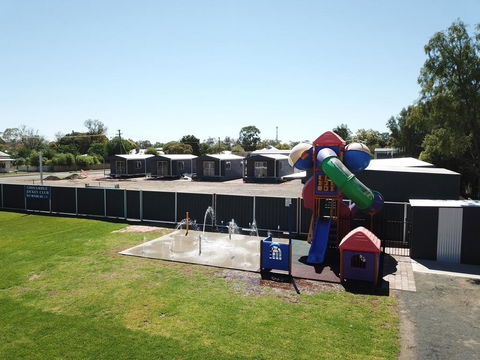Terminus Hotel - Getaway Accommodation 1