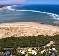 The Beach House - Getaway Accommodation