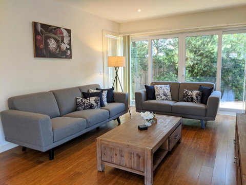The Beach House - Getaway Accommodation 1