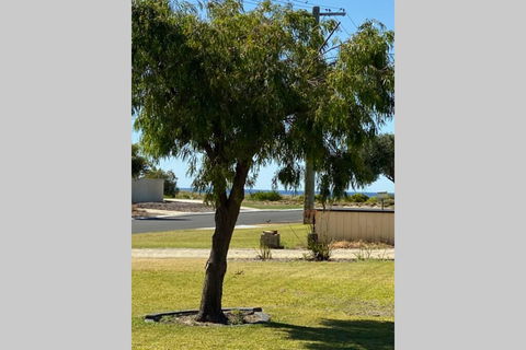 The Beach House Busselton - Getaway Accommodation 3
