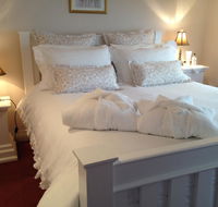 Ellie's Cottages - Getaway Accommodation