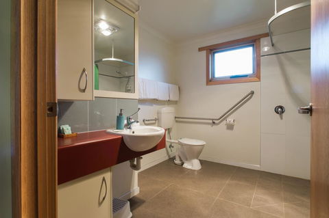 Arthur Riverfront And Sea Lodge Downstream - Getaway Accommodation 15