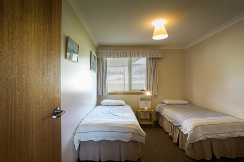 Arthur Riverfront And Sea Lodge Downstream - Getaway Accommodation 13