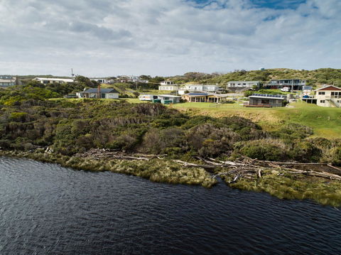 Arthur Riverfront And Sea Lodge Downstream - Getaway Accommodation 19
