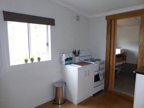 Riders Hut - Derby - Getaway Accommodation 8