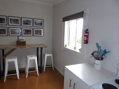 Riders Hut - Derby - Getaway Accommodation 5