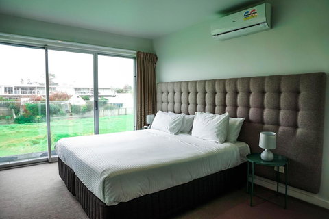 The Apollo - Getaway Accommodation 18