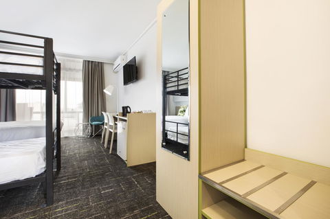 Nightcap At Sandringham Hotel - Getaway Accommodation 23