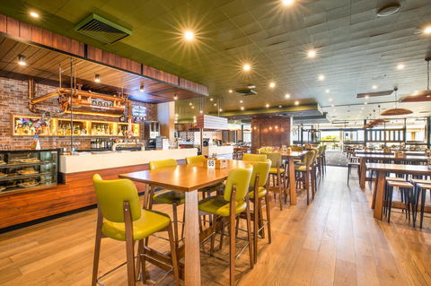 Nightcap At Sandringham Hotel - Getaway Accommodation 5