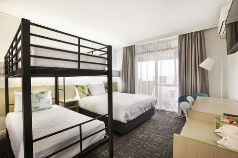 Nightcap At Sandringham Hotel - Getaway Accommodation 2