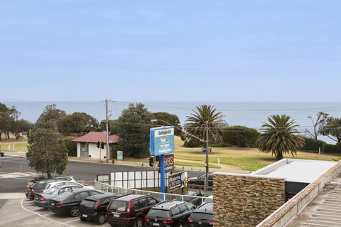 Nightcap At Sandringham Hotel - Getaway Accommodation 29