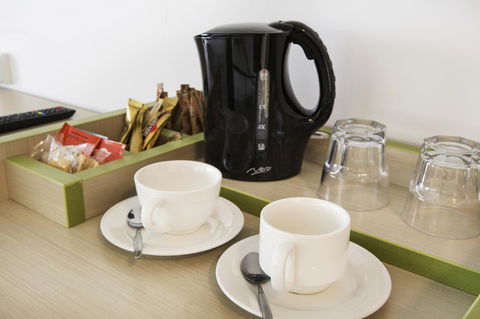 Nightcap At Sandringham Hotel - Getaway Accommodation 24