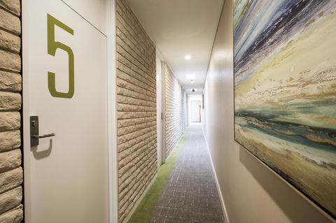 Nightcap At Sandringham Hotel - Getaway Accommodation 15