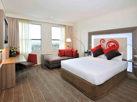 Novotel Melbourne Glen Waverley - Getaway Accommodation 2