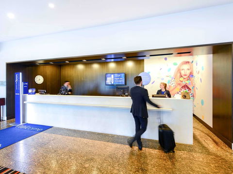 Novotel Melbourne Glen Waverley - Getaway Accommodation 25