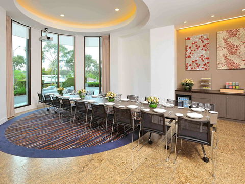 Novotel Melbourne Glen Waverley - Getaway Accommodation 24
