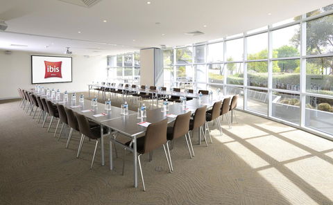 Ibis Melbourne - Glen Waverley - Getaway Accommodation 26