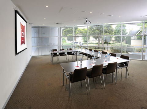 Ibis Melbourne - Glen Waverley - Getaway Accommodation 29