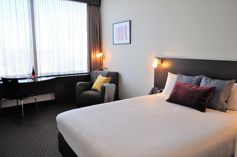 Ibis Melbourne - Glen Waverley - Getaway Accommodation 1
