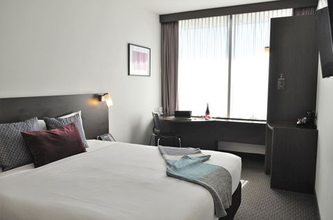 Ibis Melbourne - Glen Waverley - Getaway Accommodation 3
