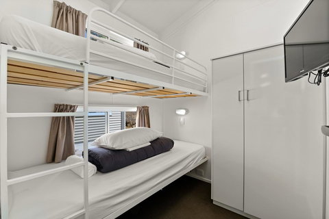 Bright Riverside Holiday Park - Getaway Accommodation 7