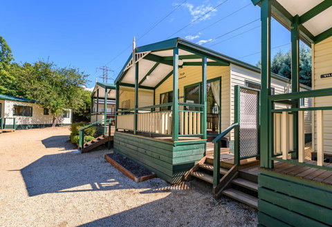Bright Riverside Holiday Park - Getaway Accommodation 40