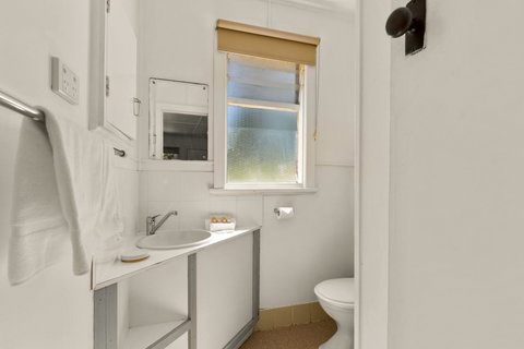 Bright Riverside Holiday Park - Getaway Accommodation 27