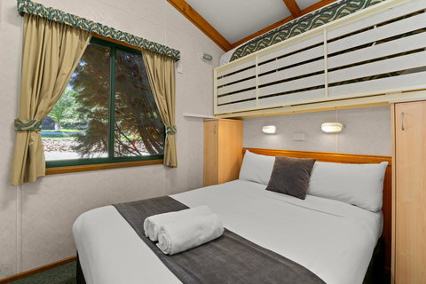 Bright Riverside Holiday Park - Getaway Accommodation 15