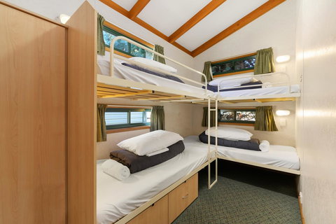 Bright Riverside Holiday Park - Getaway Accommodation 42