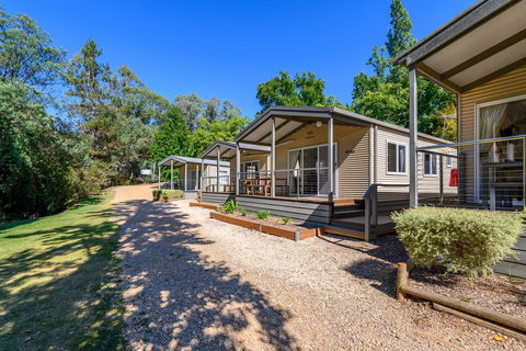 Bright Riverside Holiday Park - Getaway Accommodation 4