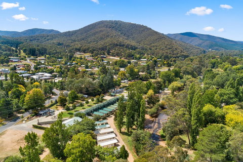 Bright Riverside Holiday Park - Getaway Accommodation 35