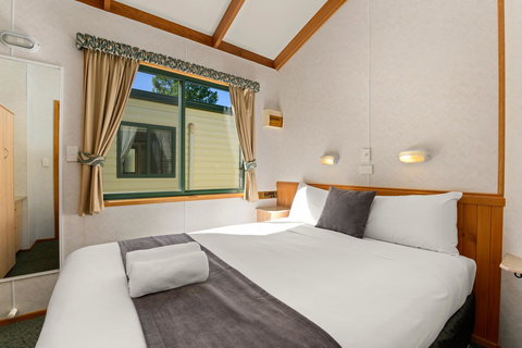 Bright Riverside Holiday Park - Getaway Accommodation 21