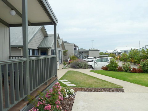 Apollo Bay Waterfront Motor Inn - Getaway Accommodation 10