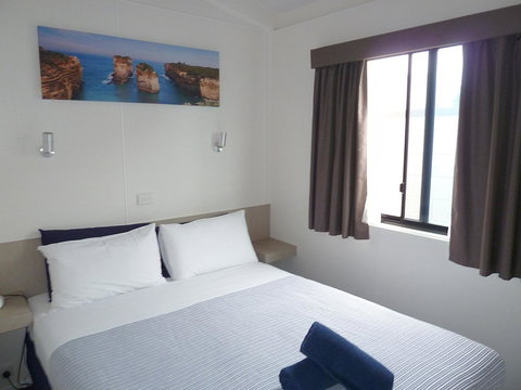 Apollo Bay Waterfront Motor Inn - Getaway Accommodation 13