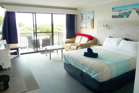 Apollo Bay Waterfront Motor Inn - Getaway Accommodation 2