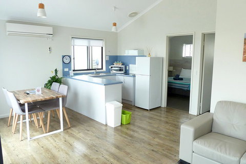 Apollo Bay Waterfront Motor Inn - Getaway Accommodation 4