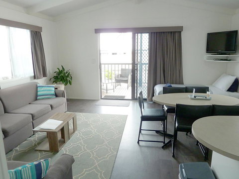Apollo Bay Waterfront Motor Inn - Getaway Accommodation 14