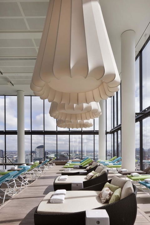 Crown Metropol Melbourne - Getaway Accommodation 15