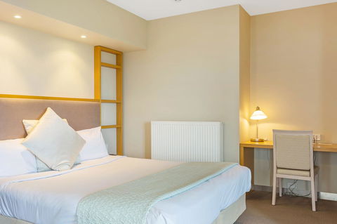 Deep Blue Hotel & Hot Springs - Getaway Accommodation 36