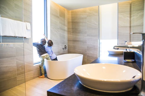 Hyatt Place Melbourne Essendon Fields - Getaway Accommodation 19