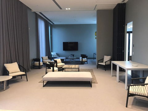 Hyatt Place Melbourne Essendon Fields - Getaway Accommodation 13